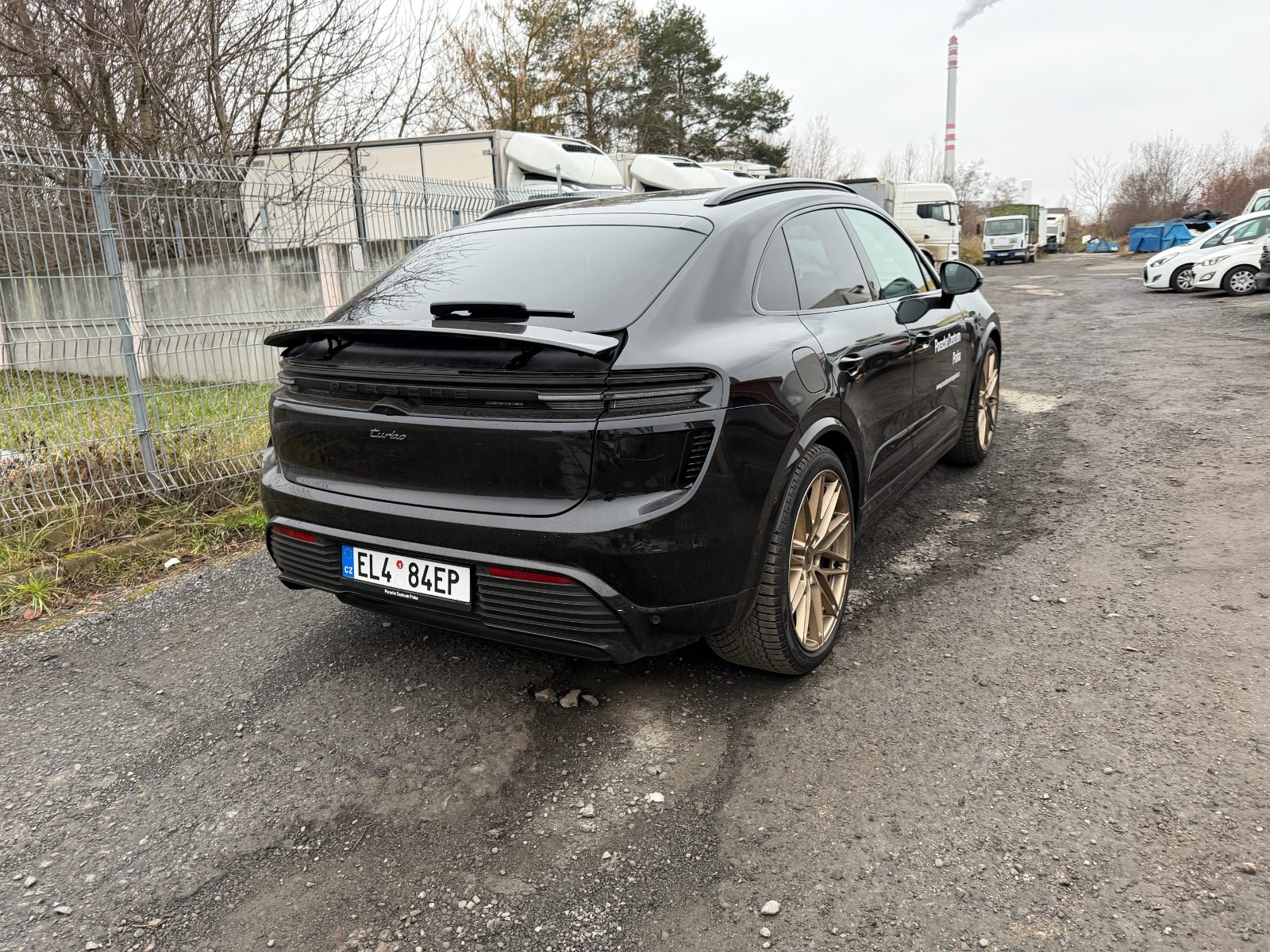 Porsche Macan turbo — fotka 2